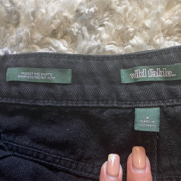 High Rise Mom Shorts - Picture 2 of 3